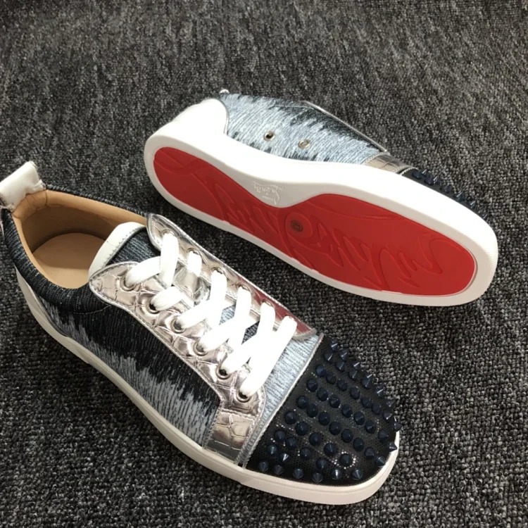 OG1 red sole rivet casual shoes for men and women, same style