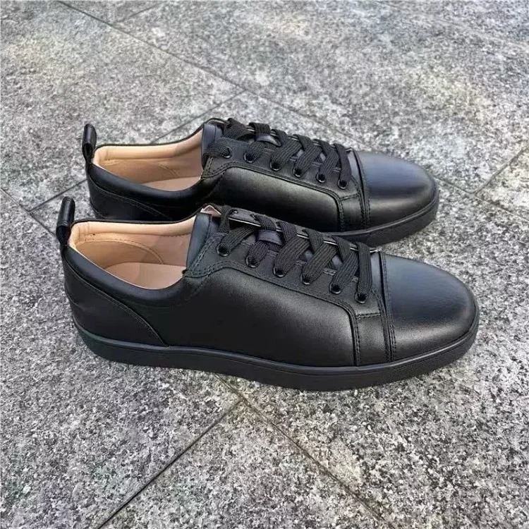OG1 red sole rivet casual shoes for men and women, same style