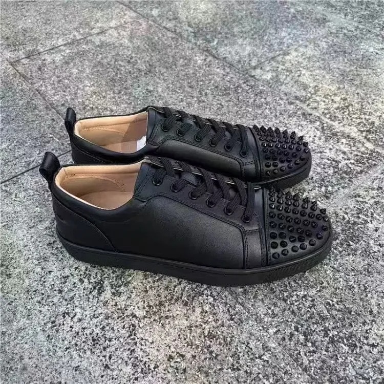 OG1 red sole rivet casual shoes for men and women, same style