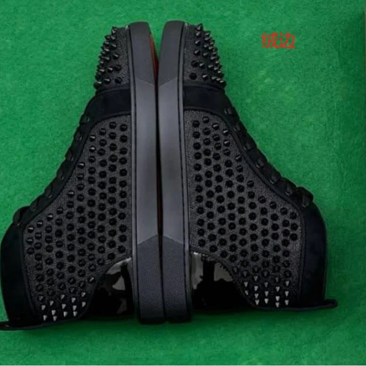 OG1 red sole rivet casual shoes for men and women, same style