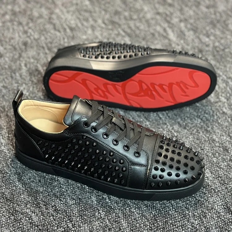 OG1 red sole rivet casual shoes for men and women, same style