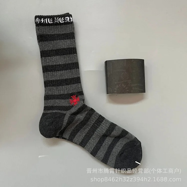 Graffiti Red Lips Towel Bottom Embroidered Swedish Fashion Socks