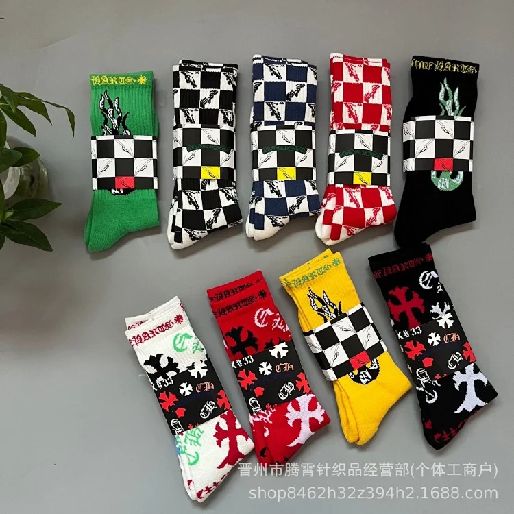 Graffiti Red Lips Towel Bottom Embroidered Swedish Fashion Socks
