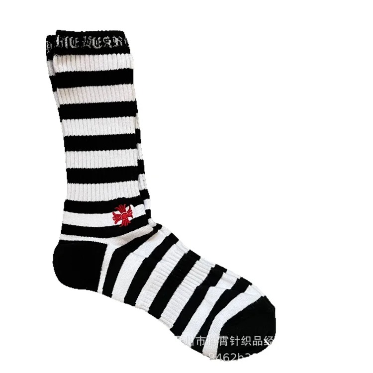 Graffiti Red Lips Towel Bottom Embroidered Swedish Fashion Socks