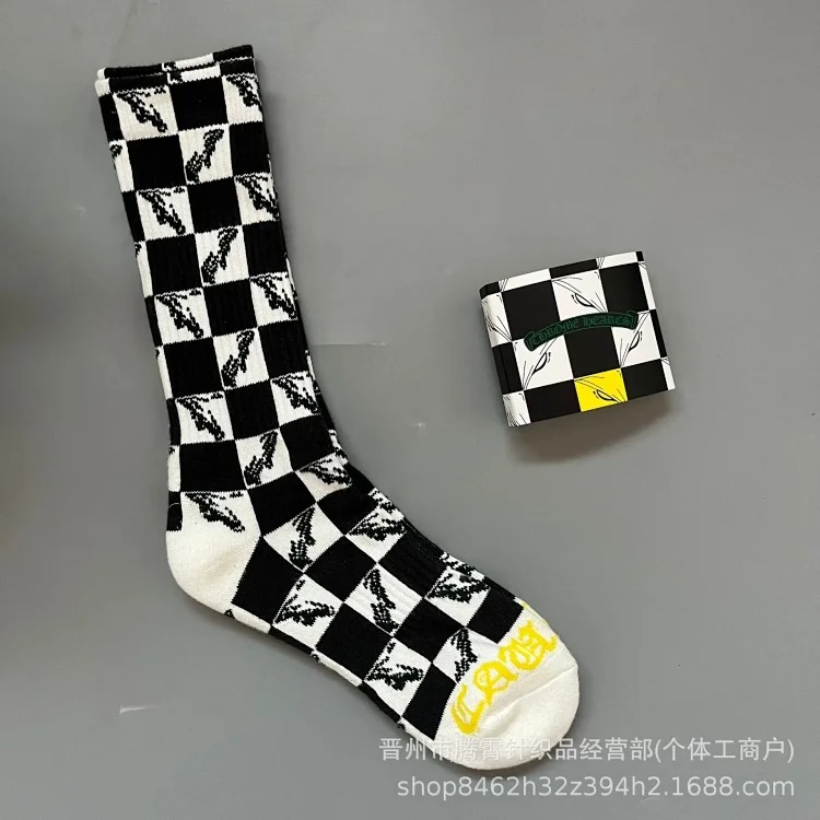 Graffiti Red Lips Towel Bottom Embroidered Swedish Fashion Socks