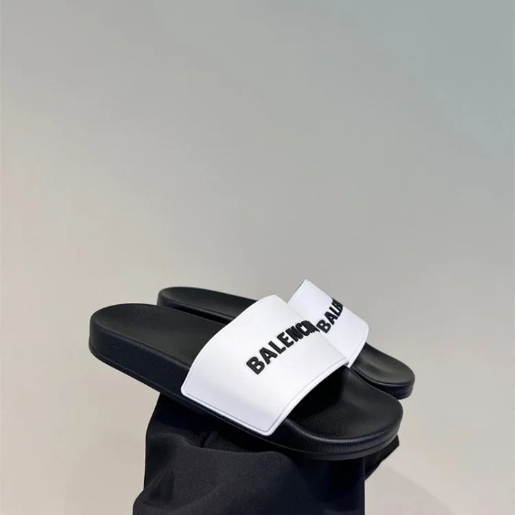 B-letter slippers couple style soft-soled one-piece beach sandals for outer wear