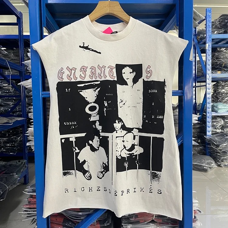 Collection of retro printed pocket short sleeves and long sleeves