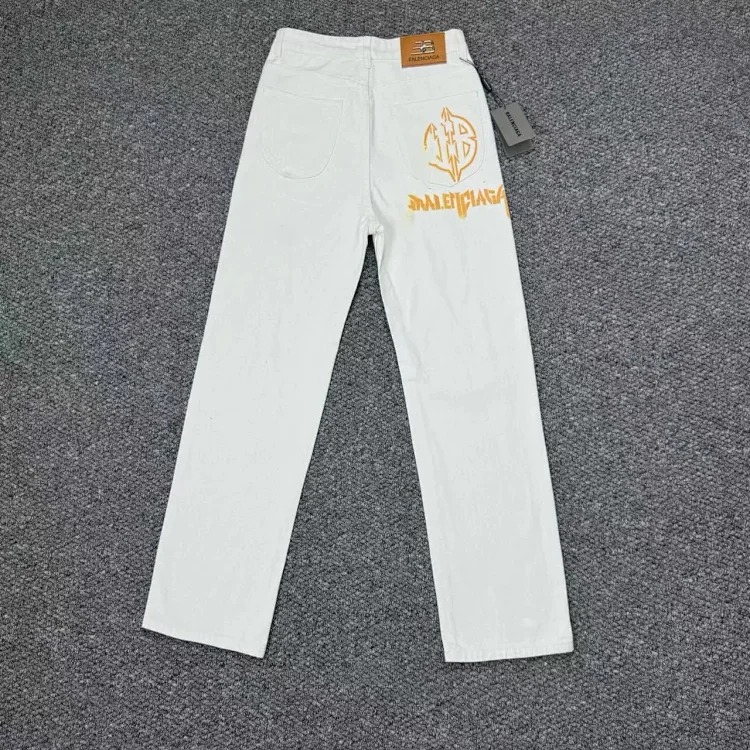 Straight leg jeans collection