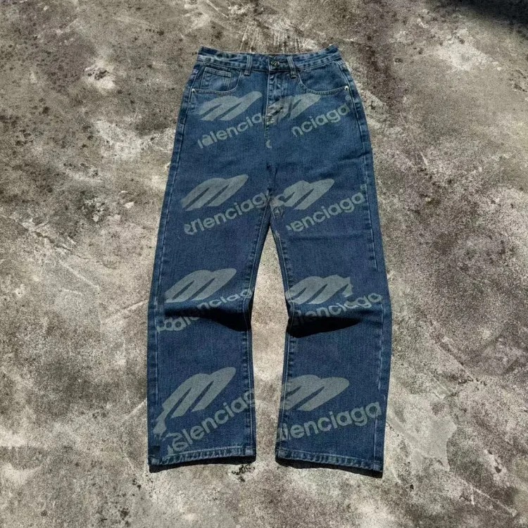 Straight leg jeans collection