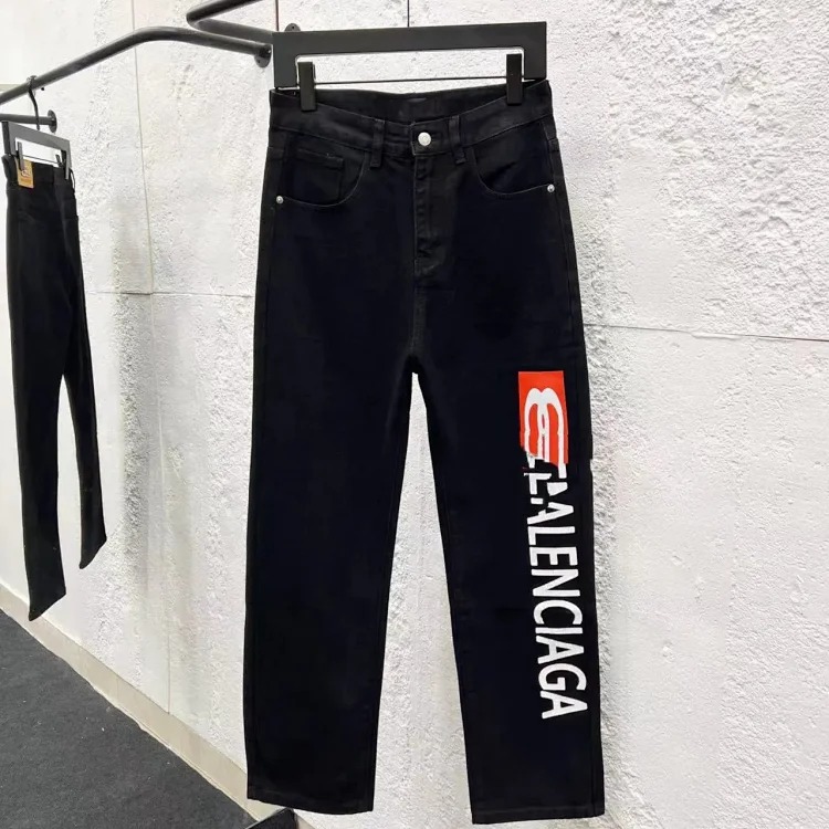 Straight leg jeans collection