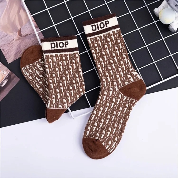Wear stockings outside, trendy, versatile, fashionable, personalized, retro, personalized, autumn and winter warm letters