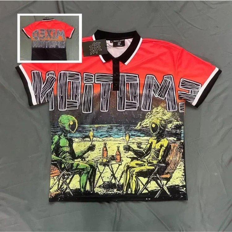 Men's short-sleeved T-shirt with rhinestone color half-sleeve