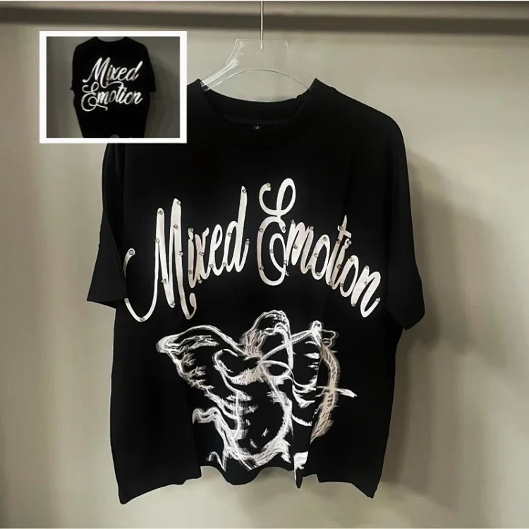 Men's short-sleeved T-shirt with rhinestone color half-sleeve