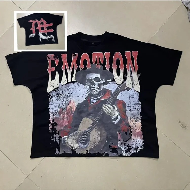 Men's short-sleeved T-shirt with rhinestone color half-sleeve