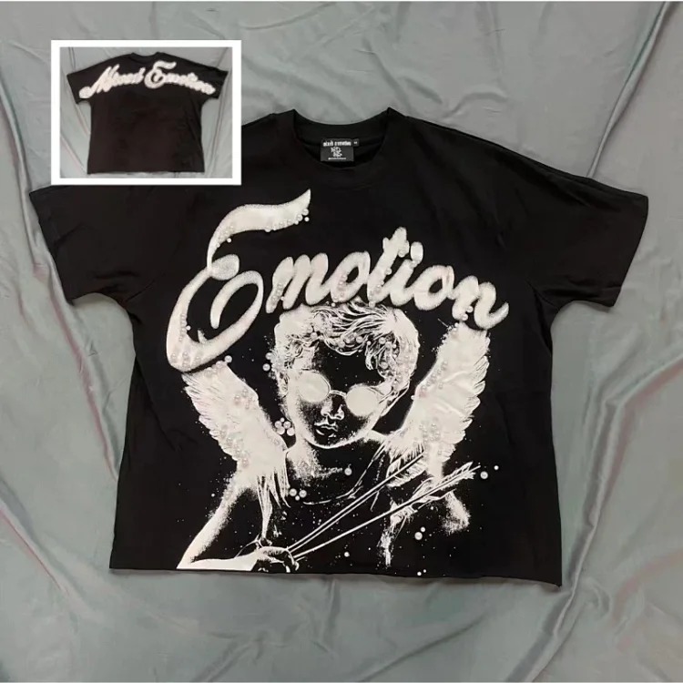 Men's short-sleeved T-shirt with rhinestone color half-sleeve