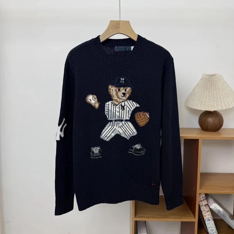 Bear autumn and winter pure cotton American flag embroidered cartoon round neck sweater