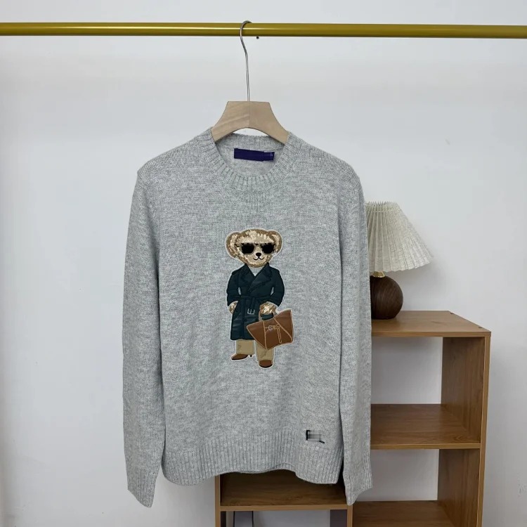 Bear autumn and winter pure cotton American flag embroidered cartoon round neck sweater