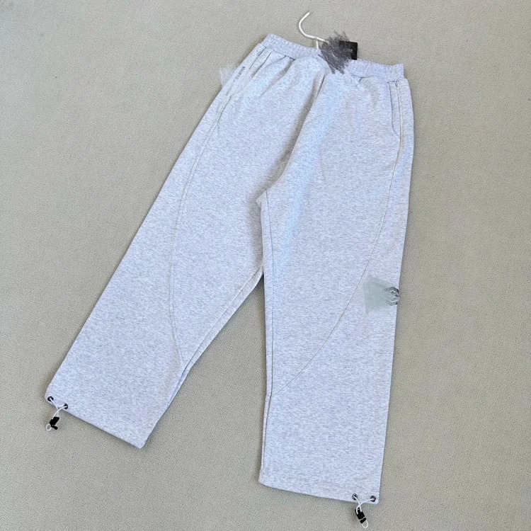 W-UM floral gray sweatpants