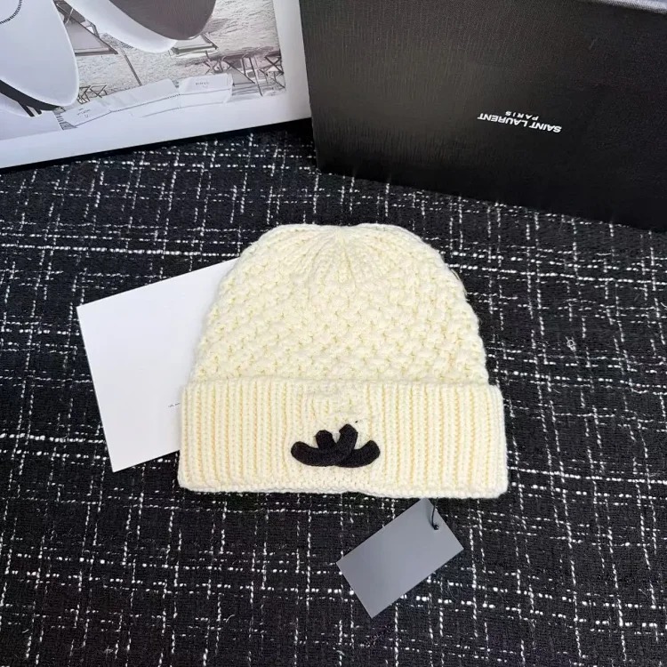 Hat Women's Autumn and Winter Woolen Hat Warm Windproof and Cold Hat Versatile Letter Knitted Hat Outdoor Fashion Senior Baotou Hat