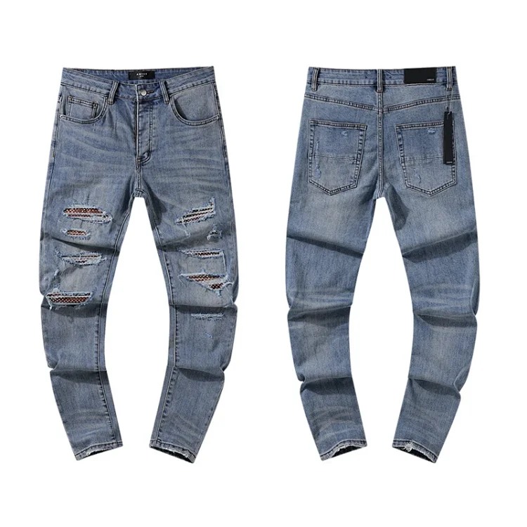 Casual jeans with ripped holes, hot diamond embroidery