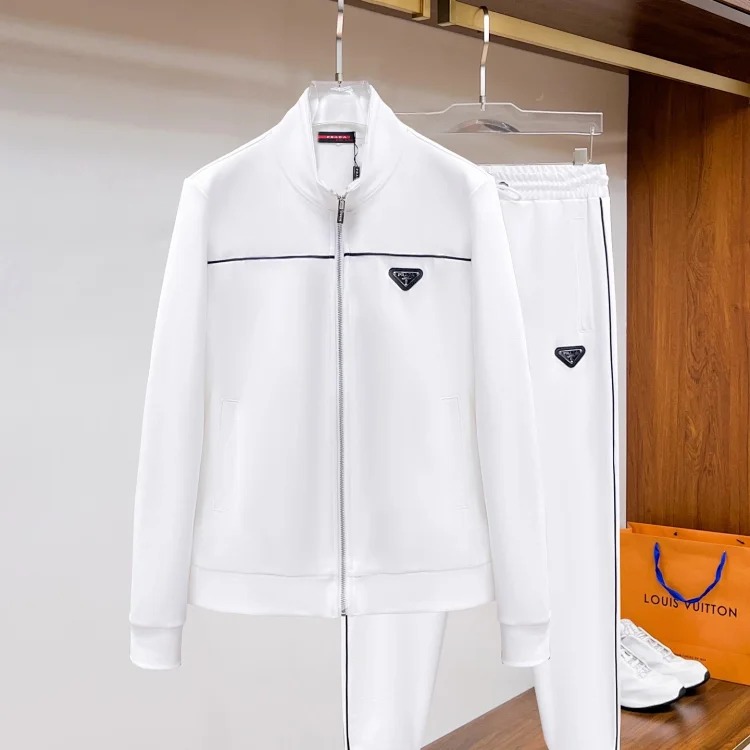 Zippered suit jacket