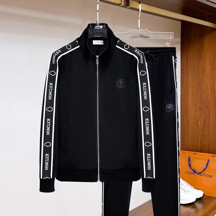 Zippered suit jacket