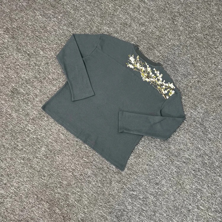 2025 new derschutze blossm European and American niche trendy brand embroidered cherry blossom casual high street jeans