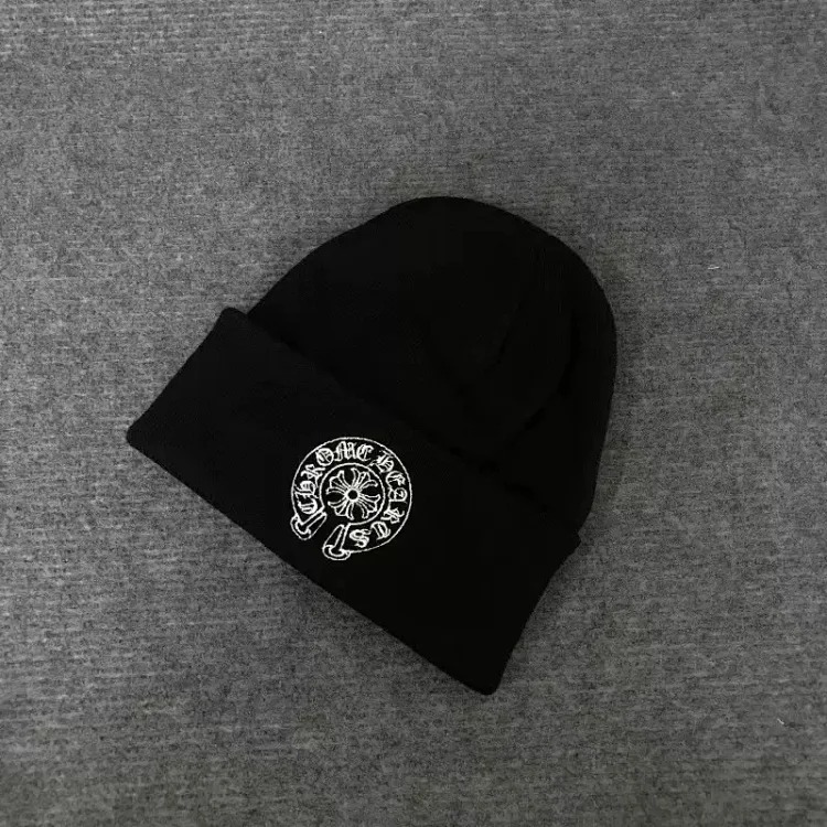 The maker's new Croix heart hat knitted beanie woolen hat cold hat for men and women same style couple style