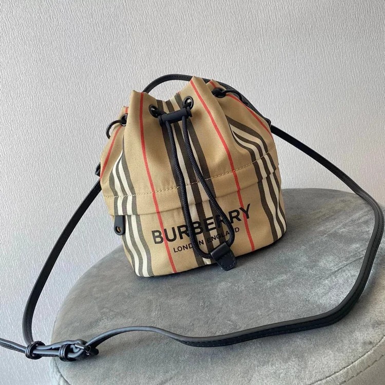 Burberry Storage Classic Plaid Canvas Bucket Bag Drawstring Bag Shoulder Crossbody Handbag Women's Bag