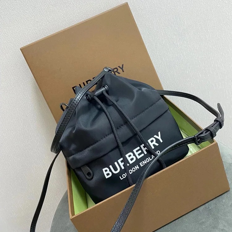 Burberry Storage Classic Plaid Canvas Bucket Bag Drawstring Bag Shoulder Crossbody Handbag Women's Bag