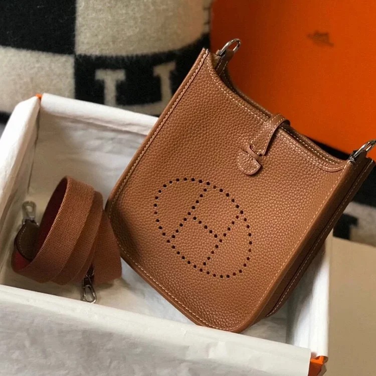 Hermès mini calfskin hollow shoulder crossbody buckle women's bag