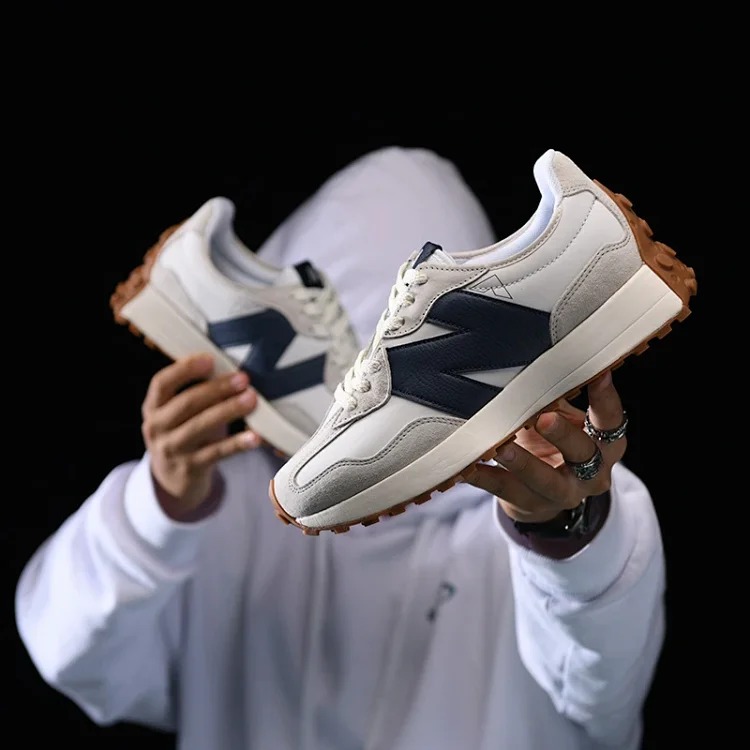 [Only sell high-end] New Balance ❗️❗️❗️Exclusively for 5 Light Luxury Studio after posting pictures and praised by customers ❗️❗️Putian high-end version with real shots and complete three st