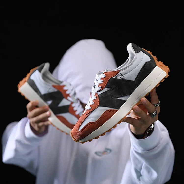 [Only sell high-end] New Balance ❗️❗️❗️Exclusively for 5 Light Luxury Studio after posting pictures and praised by customers ❗️❗️Putian high-end version with real shots and complete three st