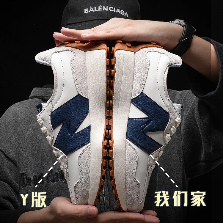 [Only sell high-end] New Balance ❗️❗️❗️Exclusively for 5 Light Luxury Studio after posting pictures and praised by customers ❗️❗️Putian high-end version with real shots and complete three st