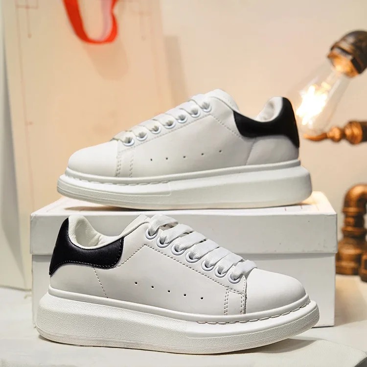 Keri McQueen white shoes ❗️❗️Exclusive to Fuku Kagura Studio❗️❗️Original original standard Guangzhou high version real-shot three-standard complete❗️Ready shipment❗️One to one❗️! Integrity m