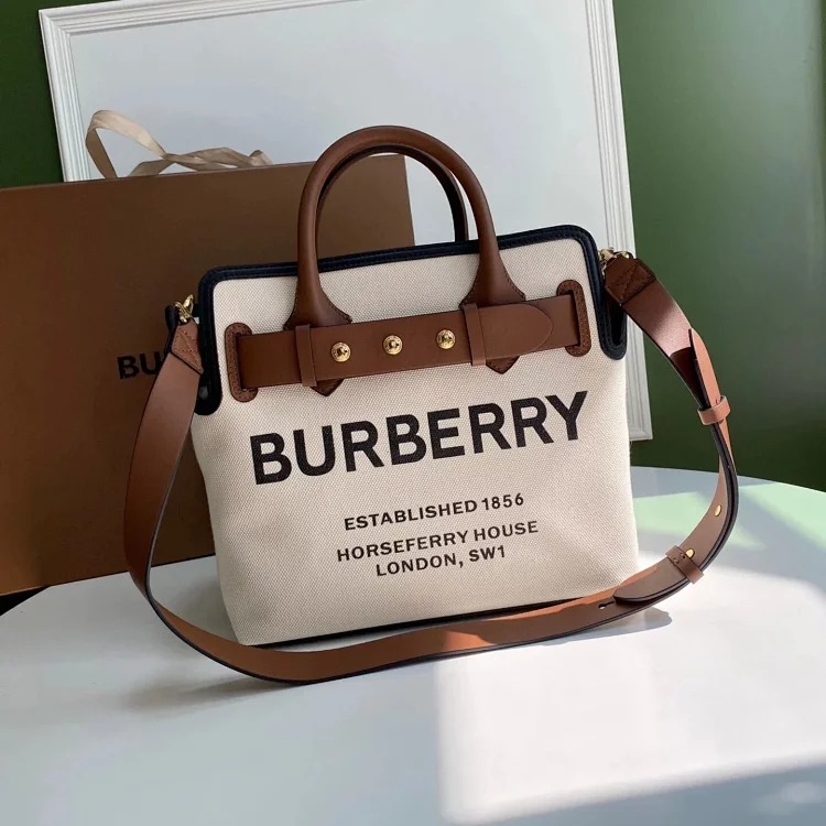 Burberry Belt Women's Large Capacity Tote Bag Shoulder Bag Women's Bag