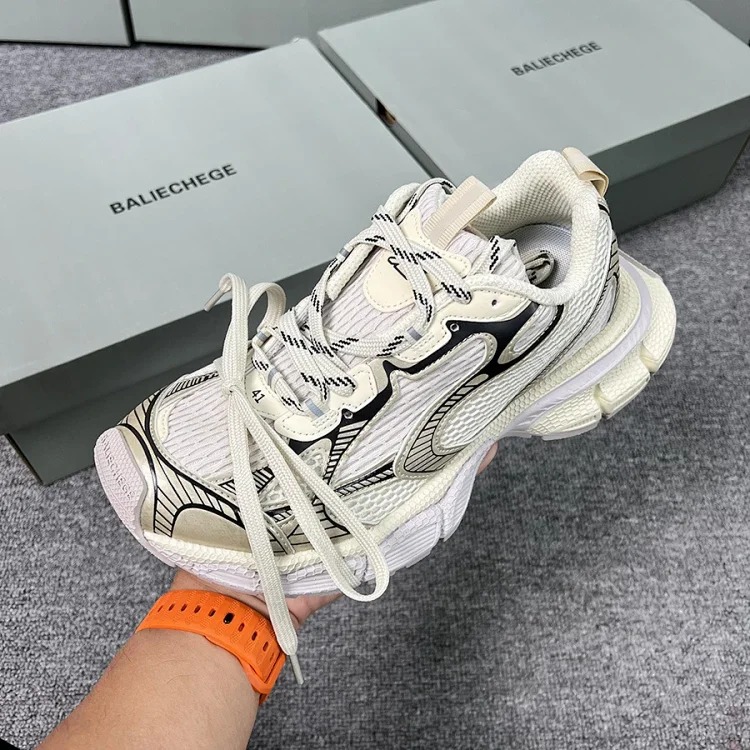 Parisian retro distressed dad shoes