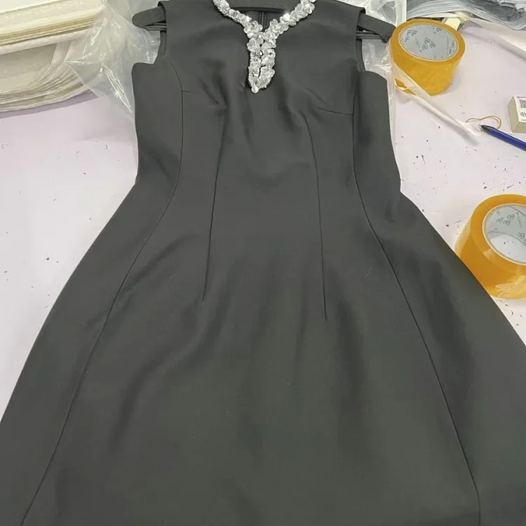 Solid Color Sleeveless Dress Women's Summer New Fashionable Lady Heavy Industry Neck Design Waist Slimming A-Line Skirt