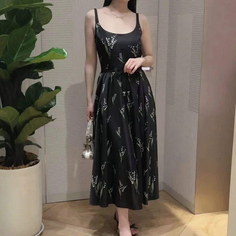 [OG] Global Shopping Private high-end customized women's summer new French retro lily of the valley print suspender skirt women's waist slimming long skirt satin high-end dress