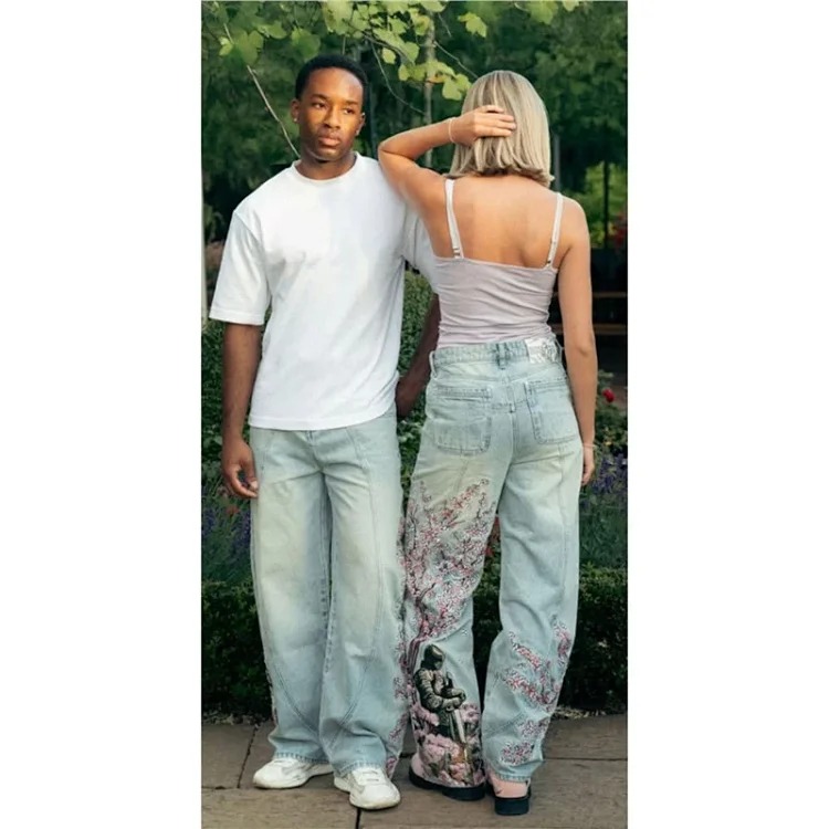 Vescartes Plum Blossom Embroidered Jeans 2025 New Straight Leg Loose Men and Women Blossom Knight Embroidered Pants