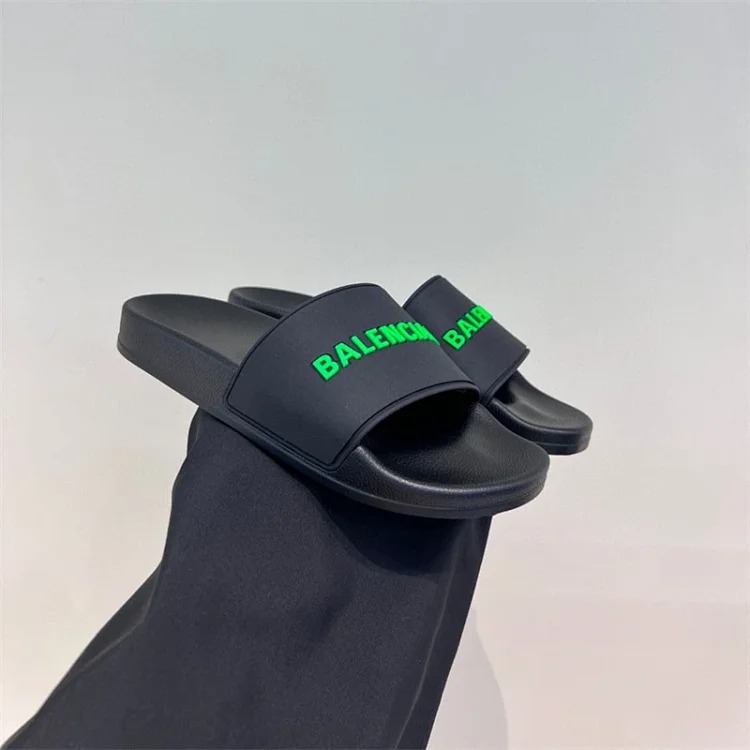 Balenciaga slippers couple style soft-soled beach sandals for outer wear