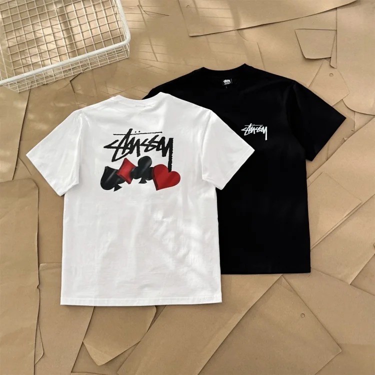 Original production 25SS Stussy playing card series four-color logo screen printing short-sleeved T-shirt TEE originated from the surfing mecca of Southern California, redefining casual clot