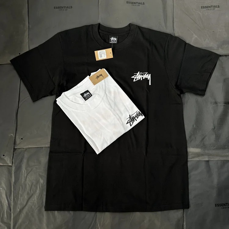 Original production Stussy fire logo new pattern round neck printed short-sleeved originated from the surfing resort of Southern California in the United States. It has redefined the design