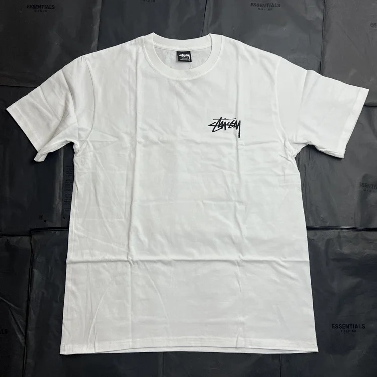Original production of Stussy cat's new pattern round neck printed short-sleeved originated from the surfing mecca of Southern California in the United States. It has redefined the design ap