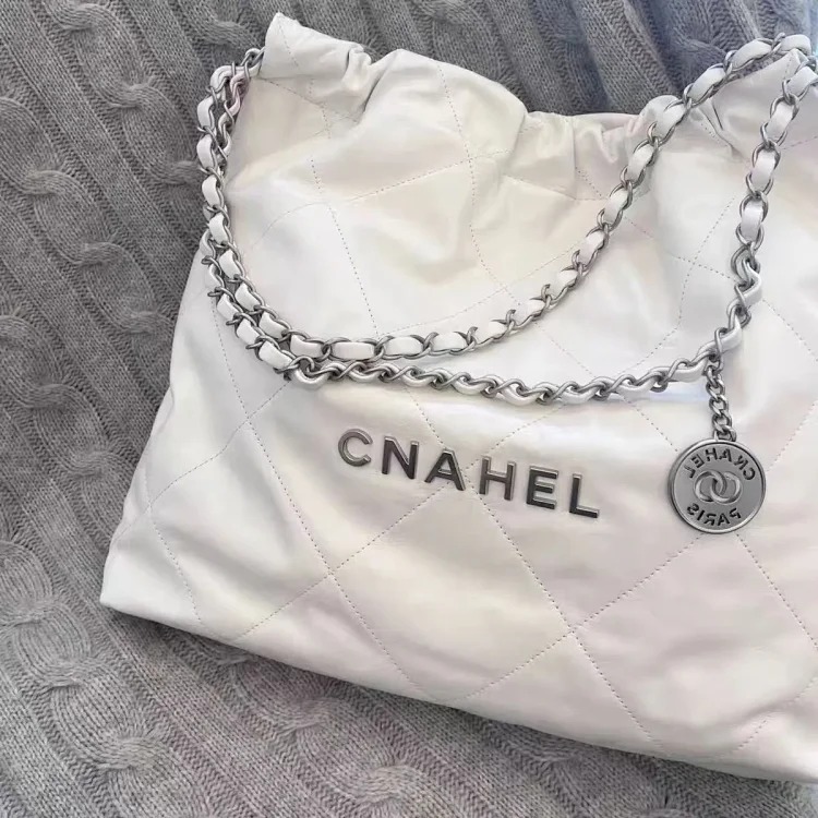 Xiaoxiangfeng Mini Garbage Bag Bag Diamond Pearl Chain Bag Genuine Leather 22bag Tote Bag Shoulder Crossbody Bag