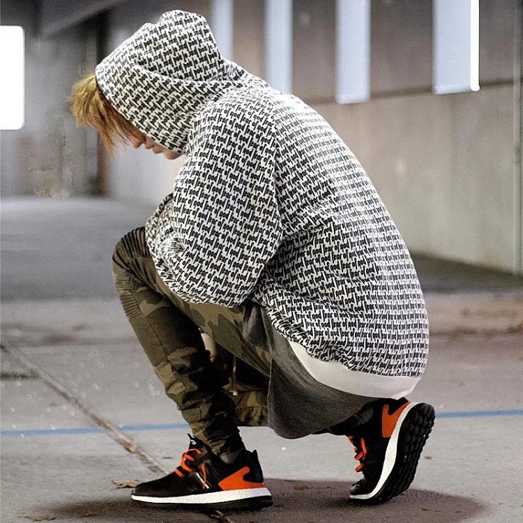 Men's lettered hooded sweatshirt jacket