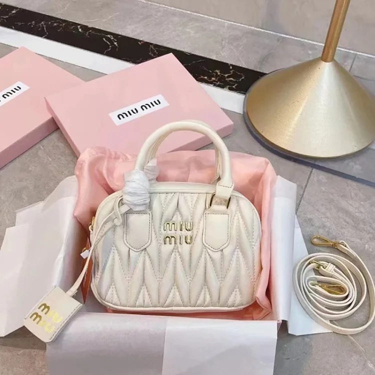 Miu Lambskin Pleated Bowling Ball Boston Daughter's Small Square Bag Versatile One Shoulder Crossbody for Women