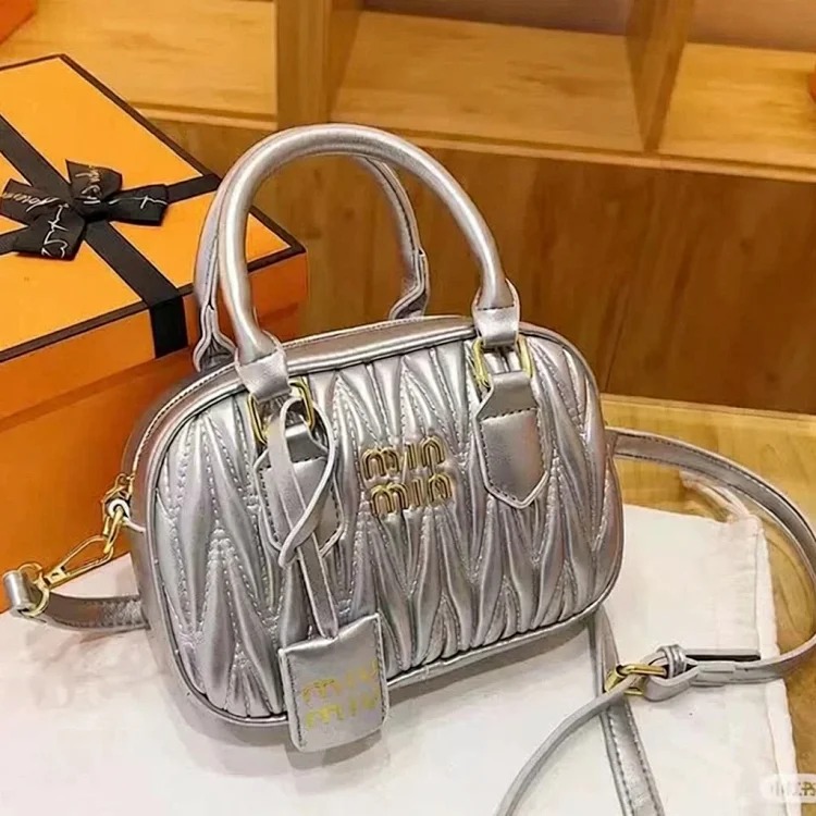 Miu Lambskin Pleated Bowling Ball Boston Daughter's Small Square Bag Versatile One Shoulder Crossbody for Women
