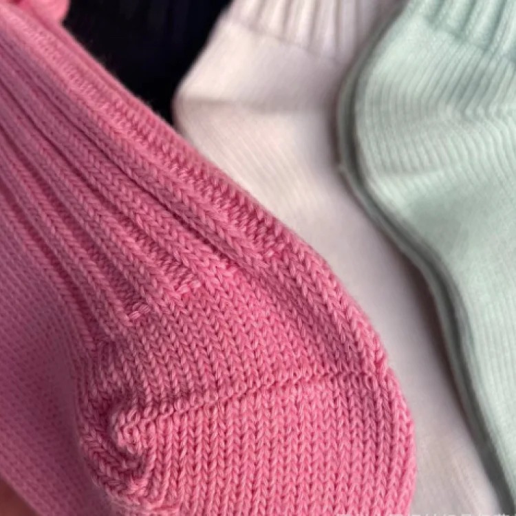 Love solid color Japanese thick line long socks for men and women in autumn and winter mid-calf socks trendy pure cotton pile socks long tube image 10