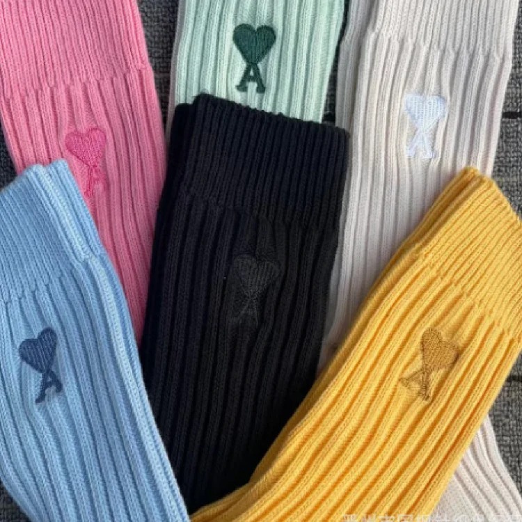 Love solid color Japanese thick line long socks for men and women in autumn and winter mid-calf socks trendy pure cotton pile socks long tube image 9